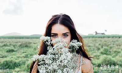 副星之中存在三个食神，若命格属于食神，则其代表何种寓意？