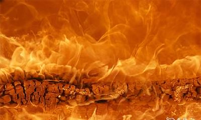 详解八字中四个火元素的男性运势，从各个方面为您剖析