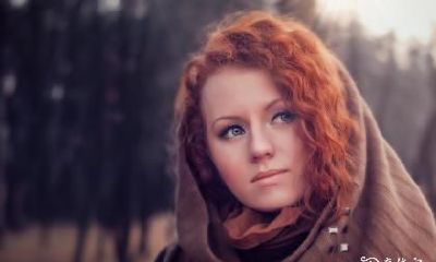 如何成为具备最高贵优雅特质的生肖女，并在管理中展现出高瞻远瞩的全局意识？