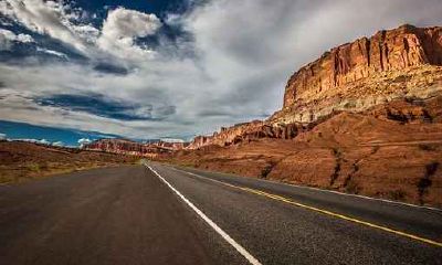 属鸡男生喜欢一个人的表现