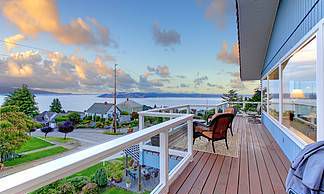 2023年出生于93年的鸡人的运势如何