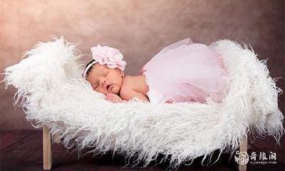 姓侯的兔年女孩名字 侯姓女孩100分名字