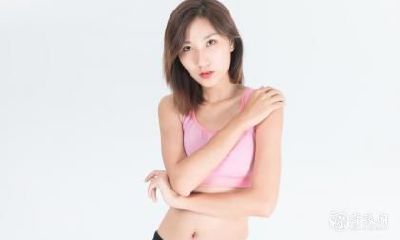 女人左肩头有痣好吗 对称痣说法