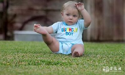 比较土的男生名字 怎么给男孩起名不会土