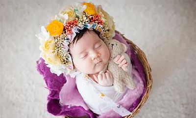 2019年农历七月十八日出生的女宝宝如何起名？