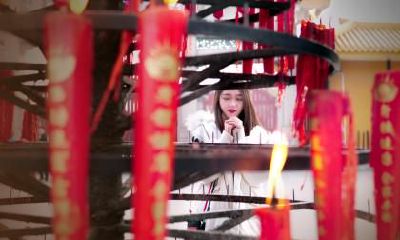 烧香时候烫到手是好事吗 烫到手有什么寓意